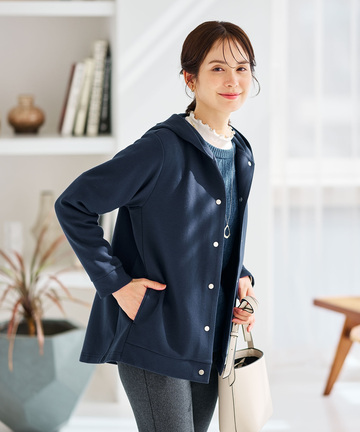  釦開き パーカー