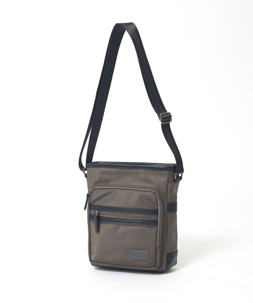 ナイロン L字ポケット ショルダーバッグ