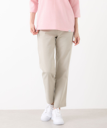 ストレッチ テーパードパンツ