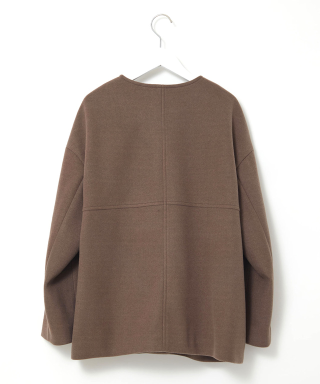 ノーカラー ショート コート