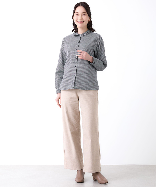 襟刺繡 デザイン ブラウス