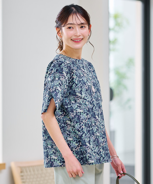 ミラクルウェーブ 花柄 ブラウス【オンラインショップ限定】