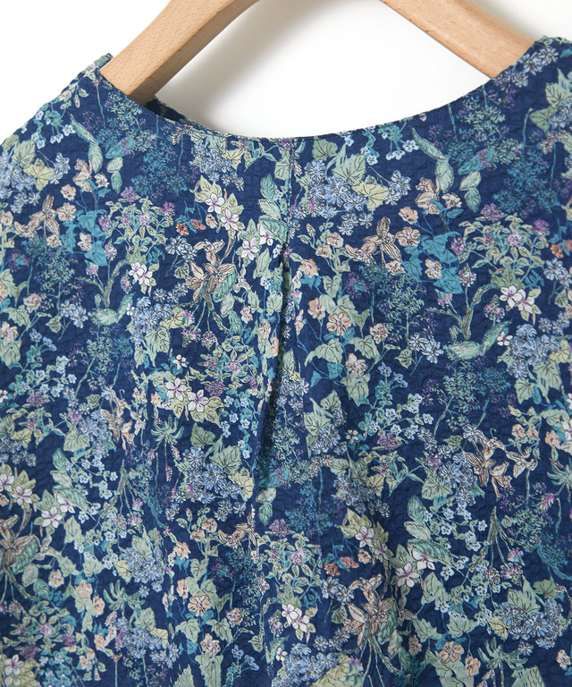 ミラクルウェーブ 花柄 ブラウス【オンラインショップ限定】