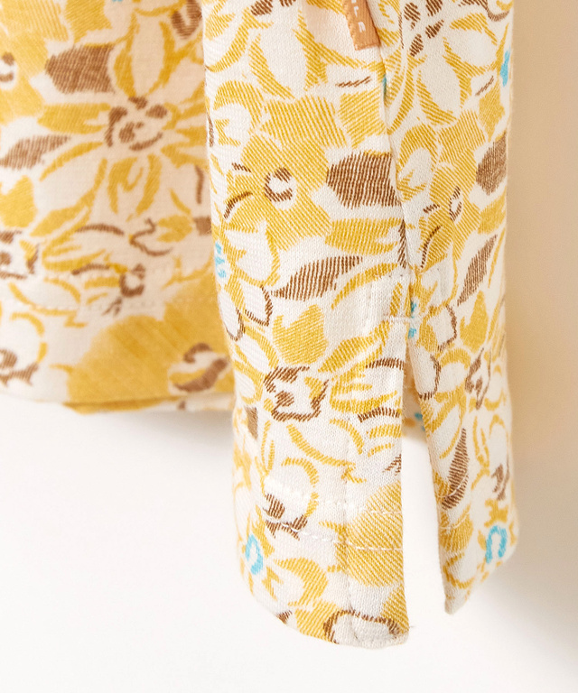 花柄 七分袖 ハイネックカットソー