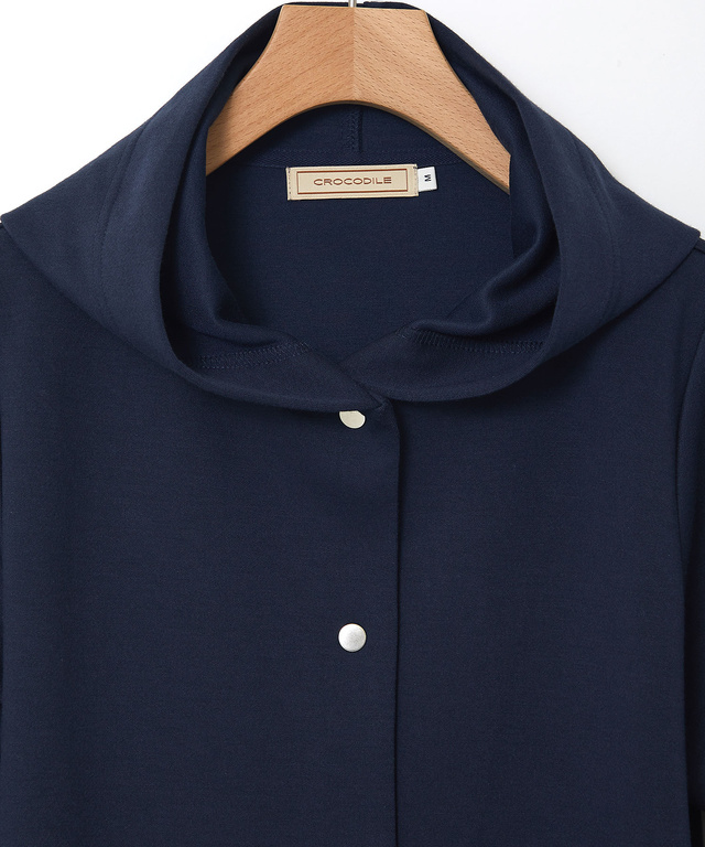  釦開き パーカー