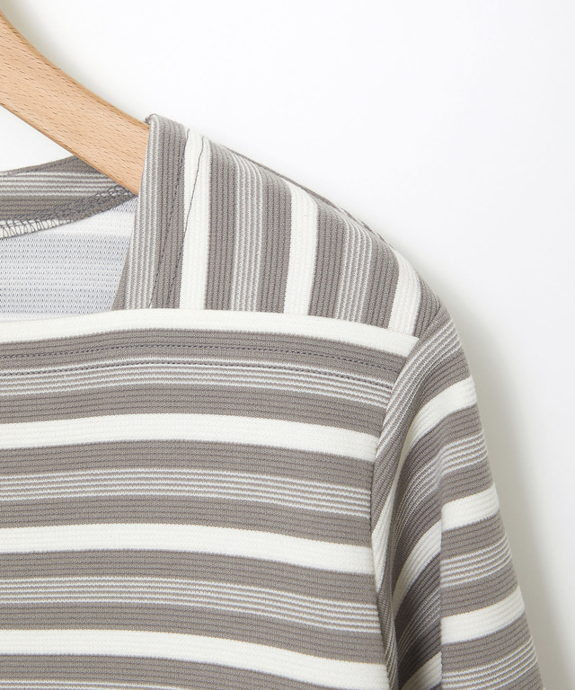 スクエアネック ボーダー プルオーバー　