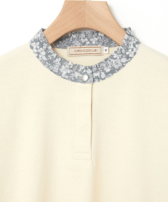 小花柄 フリル襟 プルオーバー