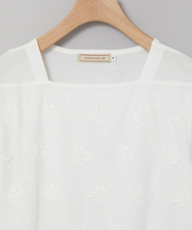 花柄刺繍 ドッキング プルオーバー