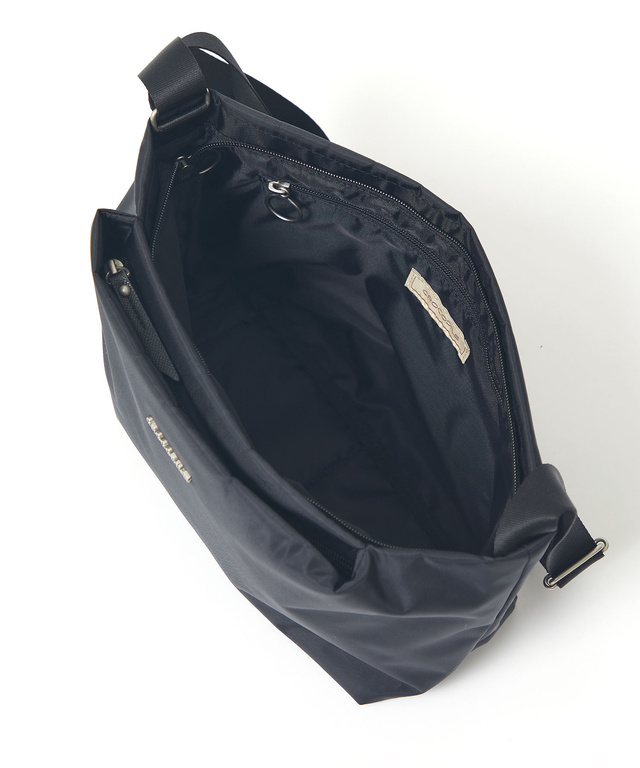 ショルダー バッグ【ACE社製】