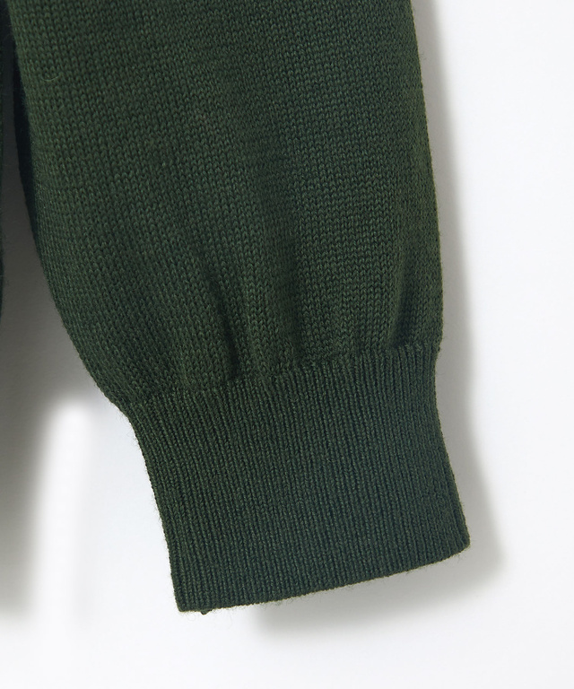 10ゲージVネックセーター【洗濯機洗いOK】