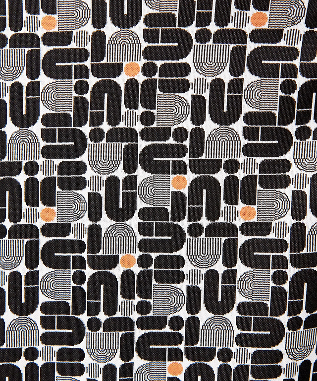 モノグラム ジップ プルオーバー