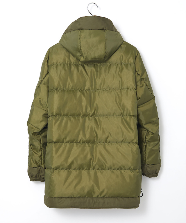 メモリー素材 ダウン ジャケット