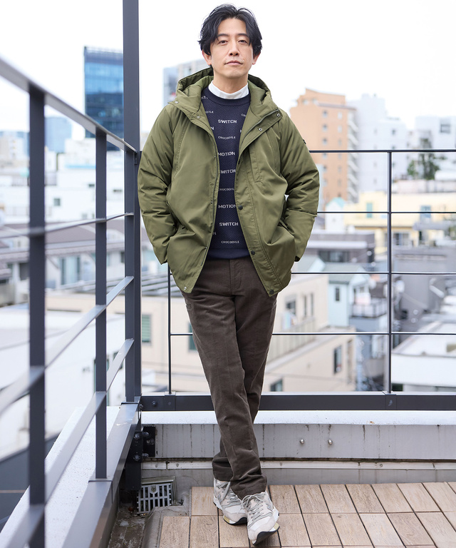 メモリー素材 ダウン ジャケット