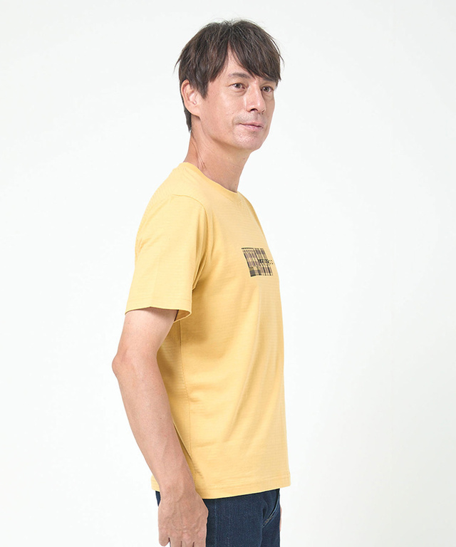 ロゴ モチーフ デザインTシャツ