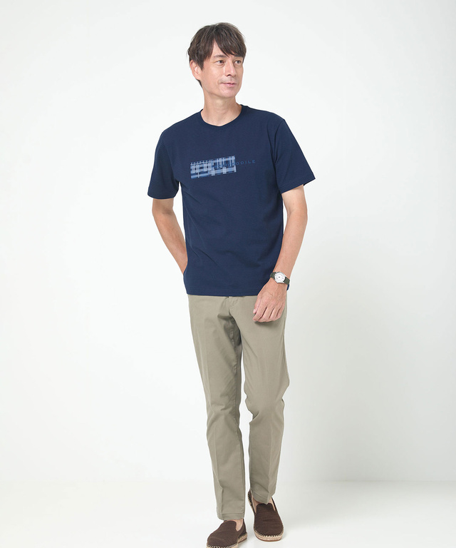 ロゴ モチーフ デザインTシャツ