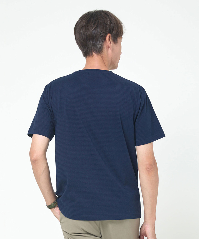 ロゴ モチーフ デザインTシャツ