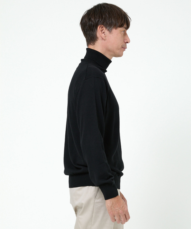 ハイゲージ タートルネック ニット【手洗いOK】