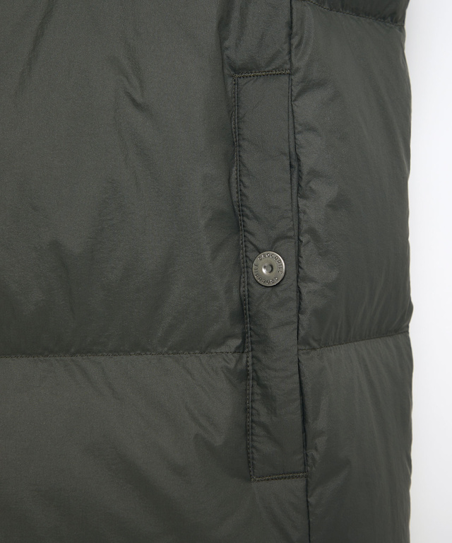 フード付き  スタンドカラー ダウンジャケット