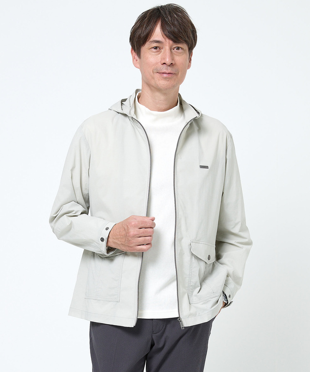 フード付き ストレッチ マウンテンパーカー