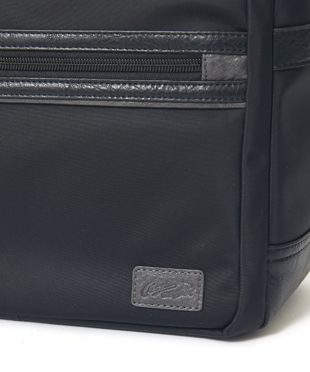 ナイロン フロントポケット ショルダーバッグ