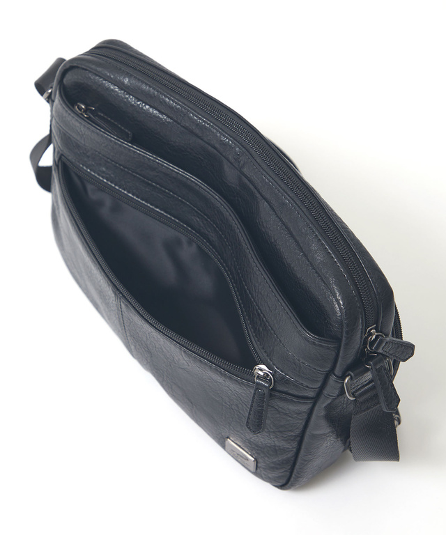 合成皮革 ミドルショルダー バッグ