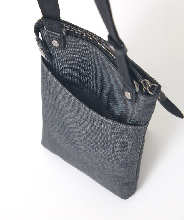 杢調 レザーポケット サコッシュ