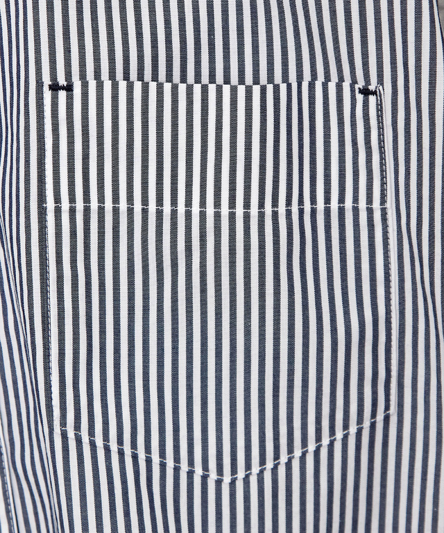 オーバーシルエット デザイン ブラウス