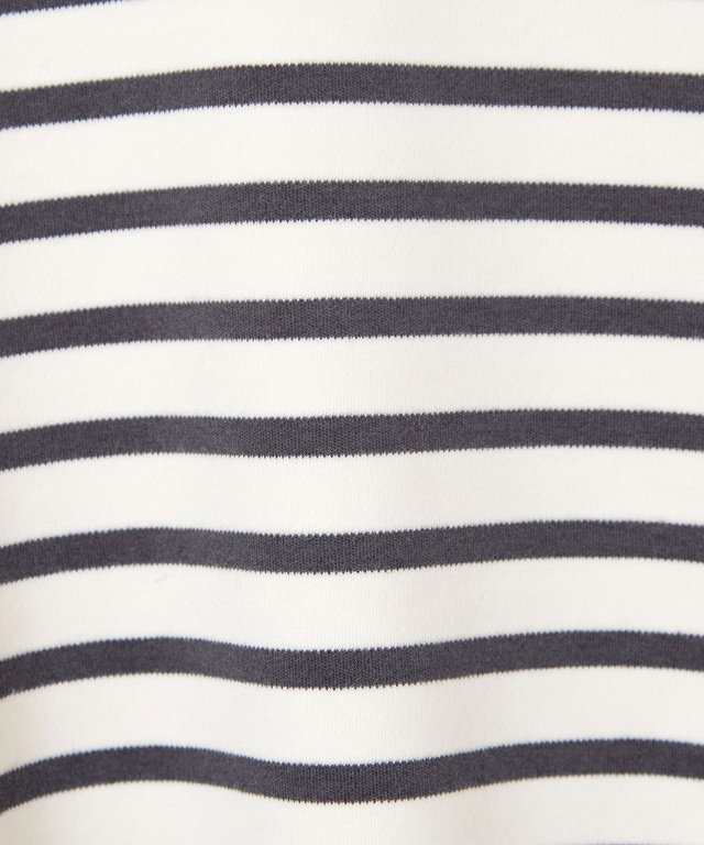 起毛ボーダー タートルネックカットソー