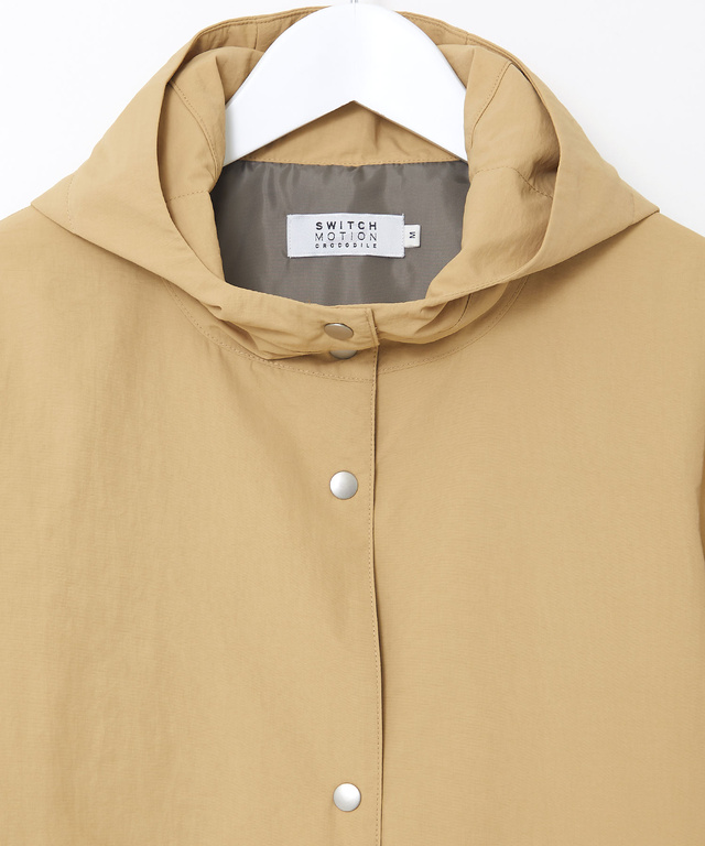 フード付き ドットボタン デザインジャケット