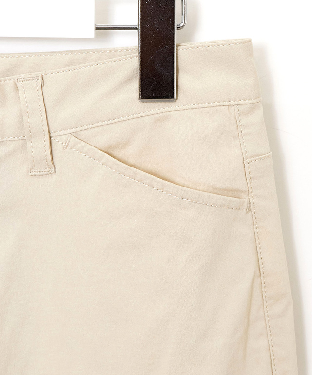 カーブ シルエット パンツ