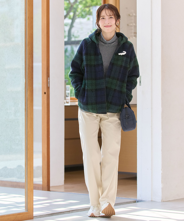 カーブ シルエット パンツ