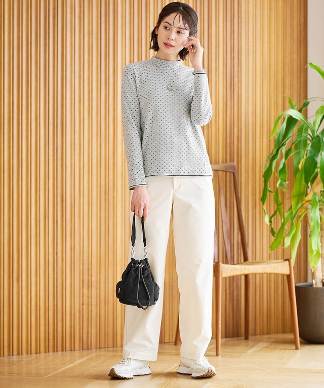 ストレッチ ストレート パンツ