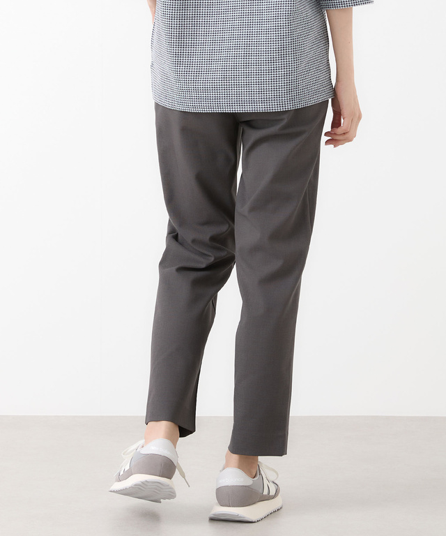 テーパード パンツ